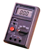 TES-1600 绝缘电阻测试仪